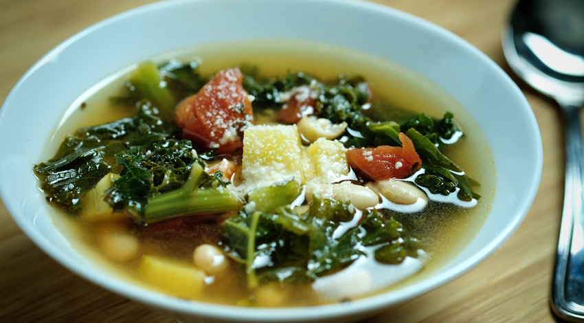 Tuscan Bean & Kale Soup